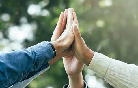 在邦尚，我们深信：卓有成效的进步，始于真诚协作。 我们致力于打造开放、互信、长期的合作伙伴关系，以协同创新为引擎，共塑价值，共赢未来。